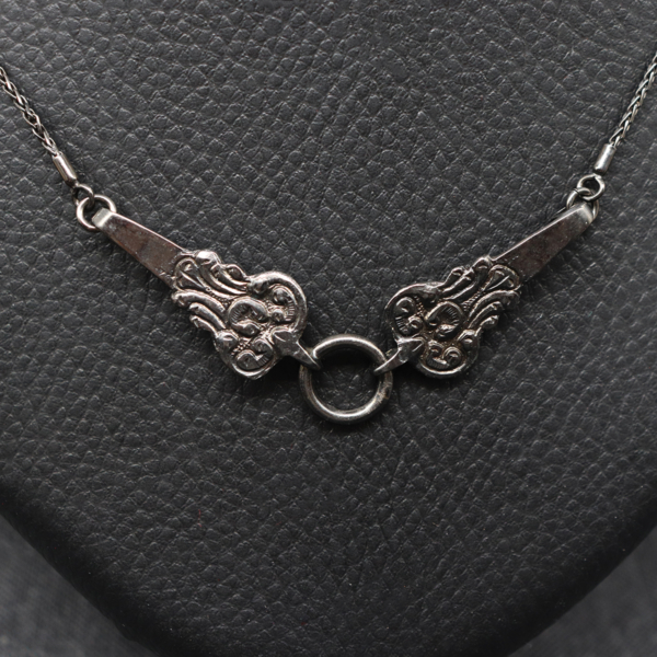 NECKLACE INSPIRED BY AKRODEKTES B. EVIA