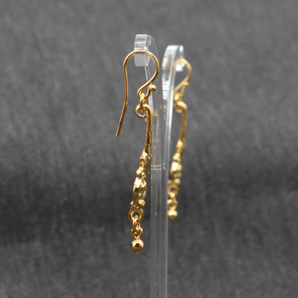 EARRINGS INSPIRED BY TERMINALS