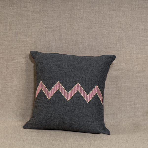Handmade Woven Pillow pil-005
