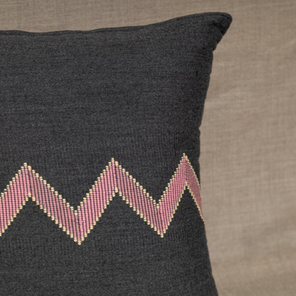 Handmade Woven Pillow pil-005