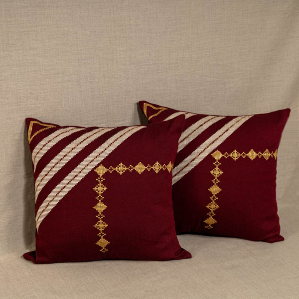 Handmade Woven Pillow pil-005