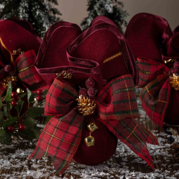 Large burgundy bauble