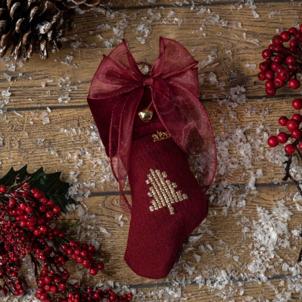 Small burgundy boot 01