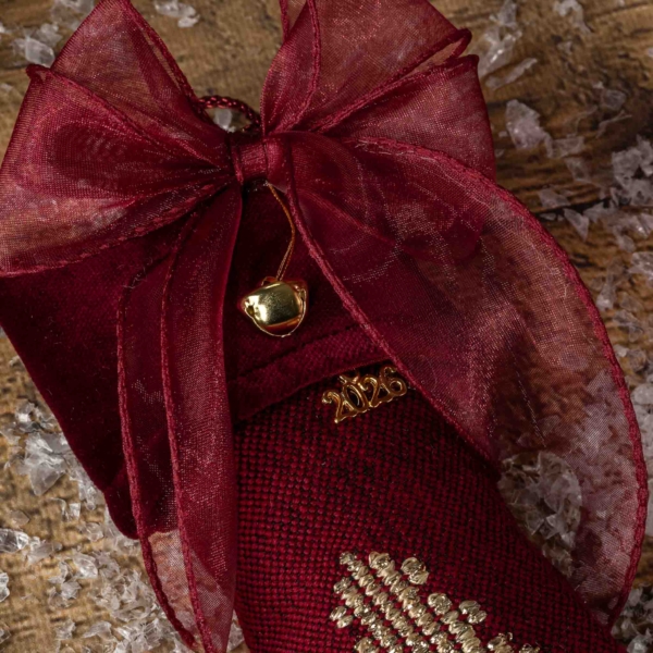 Small burgundy boot 01